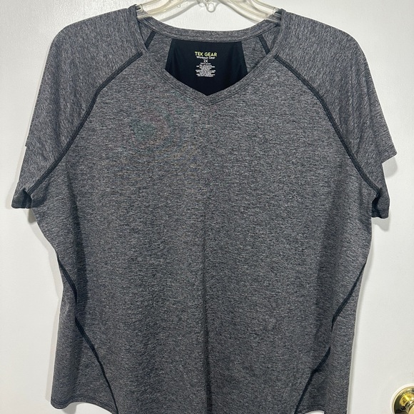Tek Gear Black and White Raglan Short Sleeve Tee - Picture 1 of 3